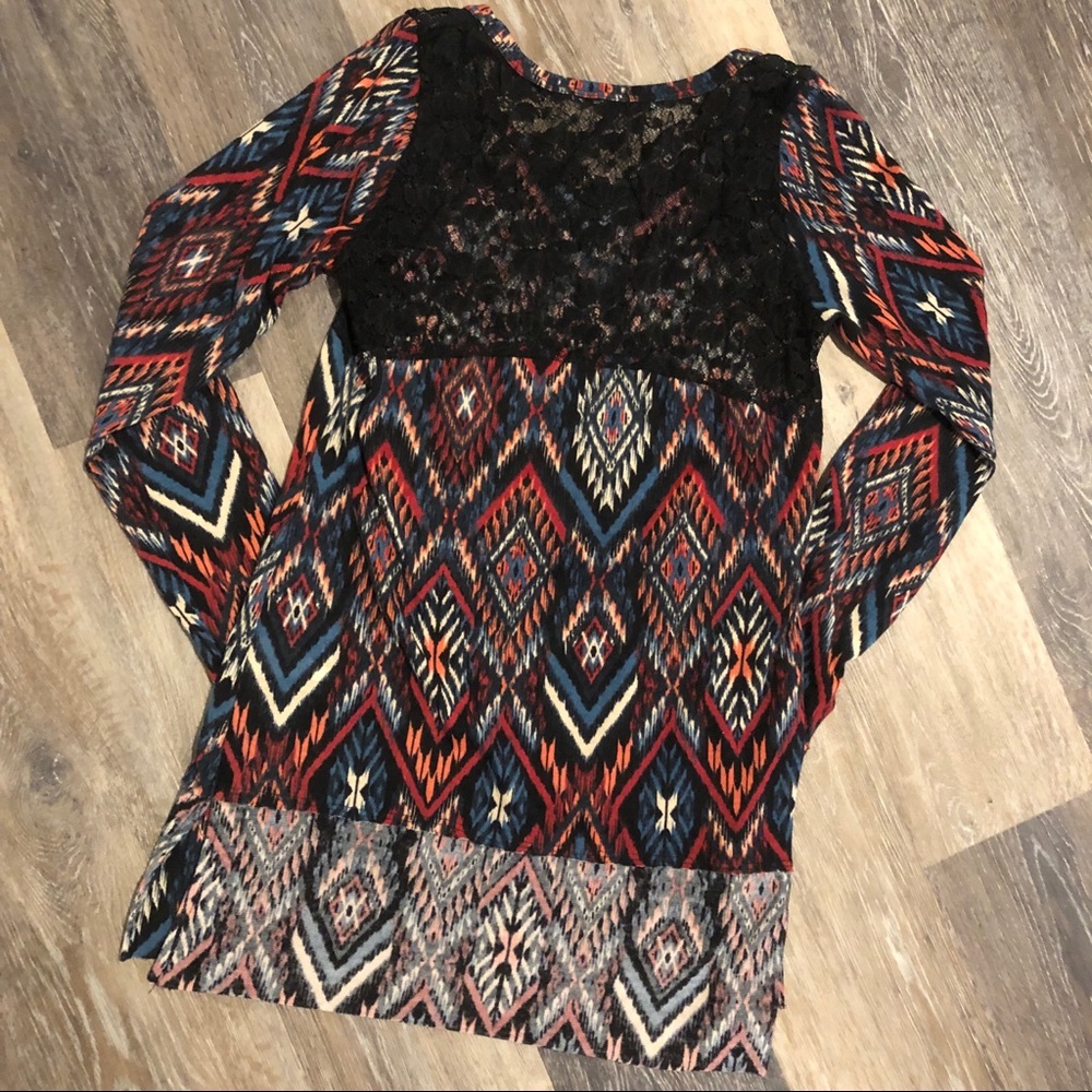Tunic - Picture 5 of 6